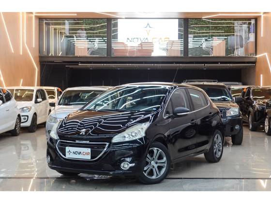 PEUGEOT 208 1.6 GRIFFE 16V FLEX 4P MANUAL PEUGEOT 208 1.6 GRIFFE 16V FLEX 4P MANUAL